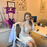 Uzm. Dr. Ayşenur Şam Sarı