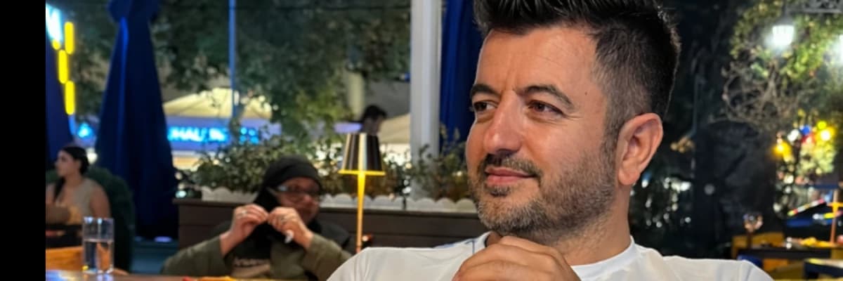 Özgüvenli Birey Olma Yolunda: Kendinle Barışmanın Gücü