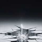 Kalpten Kalbe Uzanamayan Köprü: İlişkilerde Güven Eksikliği Neden Sessizce Çöküşe Yol Açar?