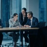 Okul Bahçesinden Plaza Katlarına: Yetişkin Zorbalığı ve "Sessiz Mobbing"