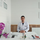 Uzm. Dr. Mehmet Emre Yılmaz Diş Hekimi