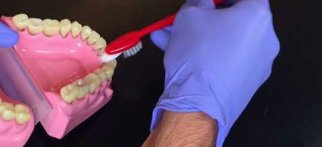 Diş Fırçalama Diş Fırçası Nasıl Kullanılmalı / Aykaçdiş Ortodonti İmplant Estetik Dr.